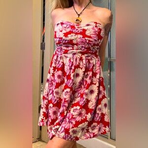 Forever 21, strapless mini-dress. Sz S